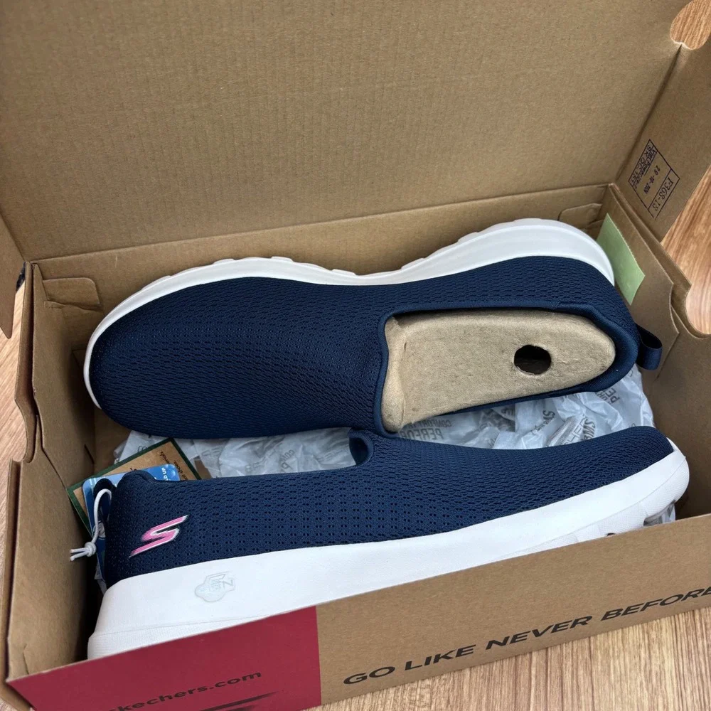 Skechers‎ Go Walk Joy Aurora Womens 10 Navy Slip On Sneakers 124637/NVW NEW